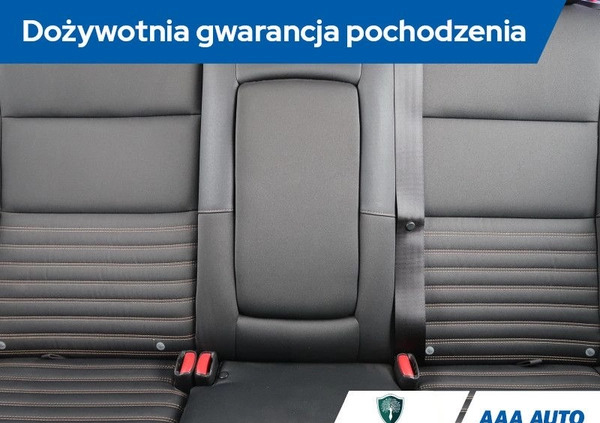 Volvo V50 cena 23700 przebieg: 189764, rok produkcji 2009 z Człuchów małe 211